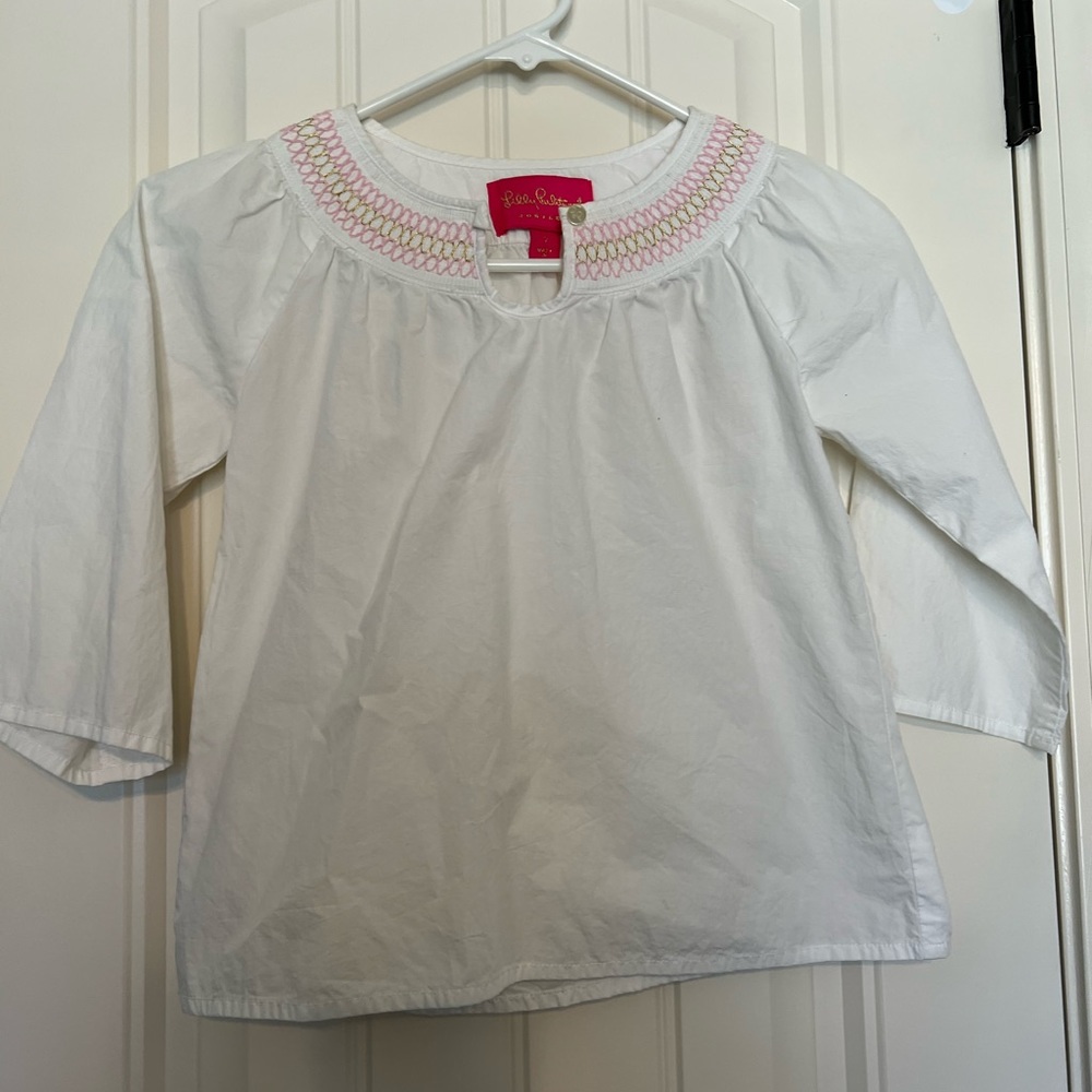 VGZuC Lilly white top